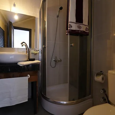 Cragus Fethiye Lodge *